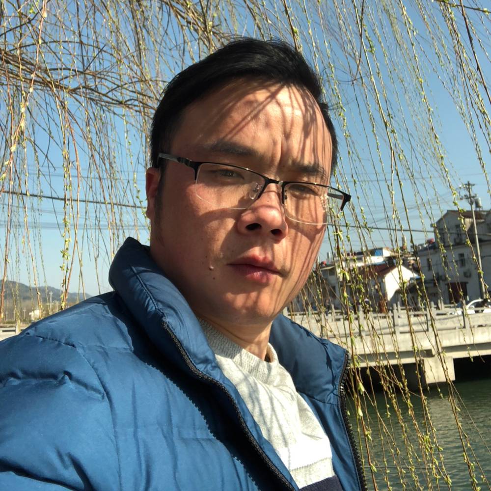 印刷小二的照片