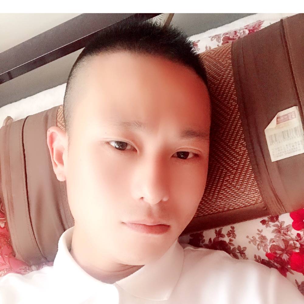 未来单薄的照片