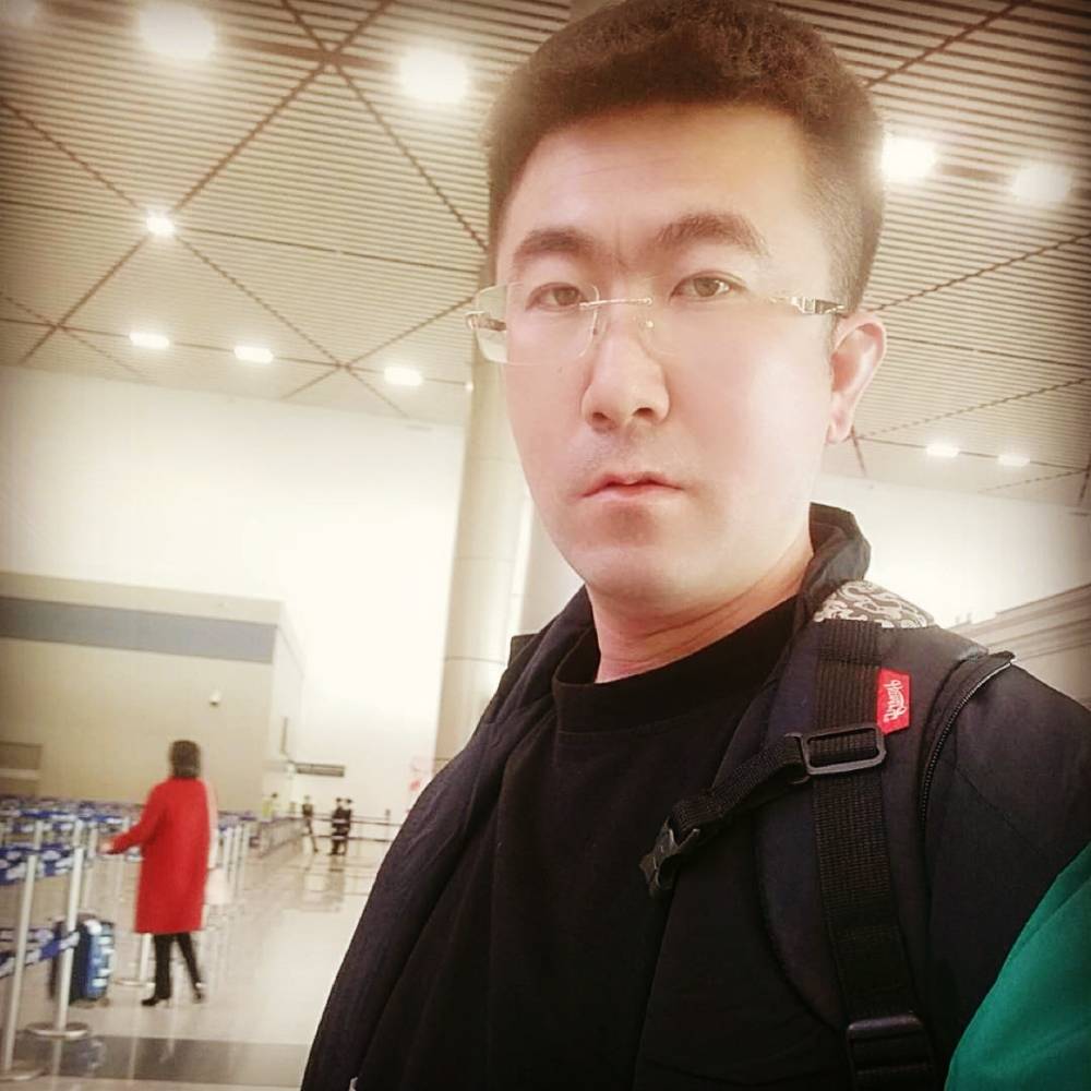 腾飞少年的照片