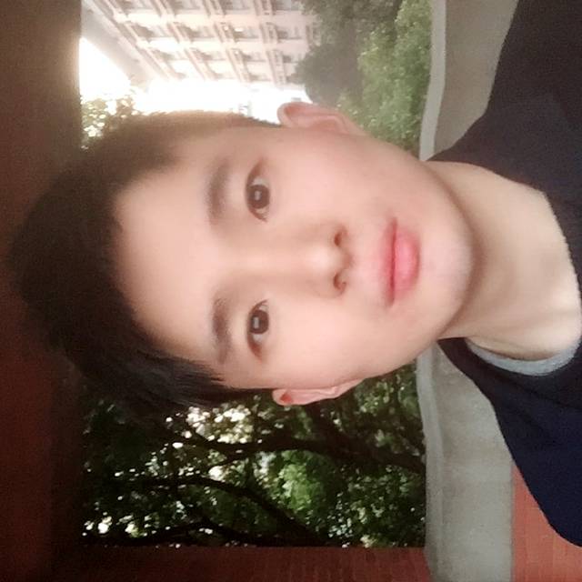 洛尘娇气的照片