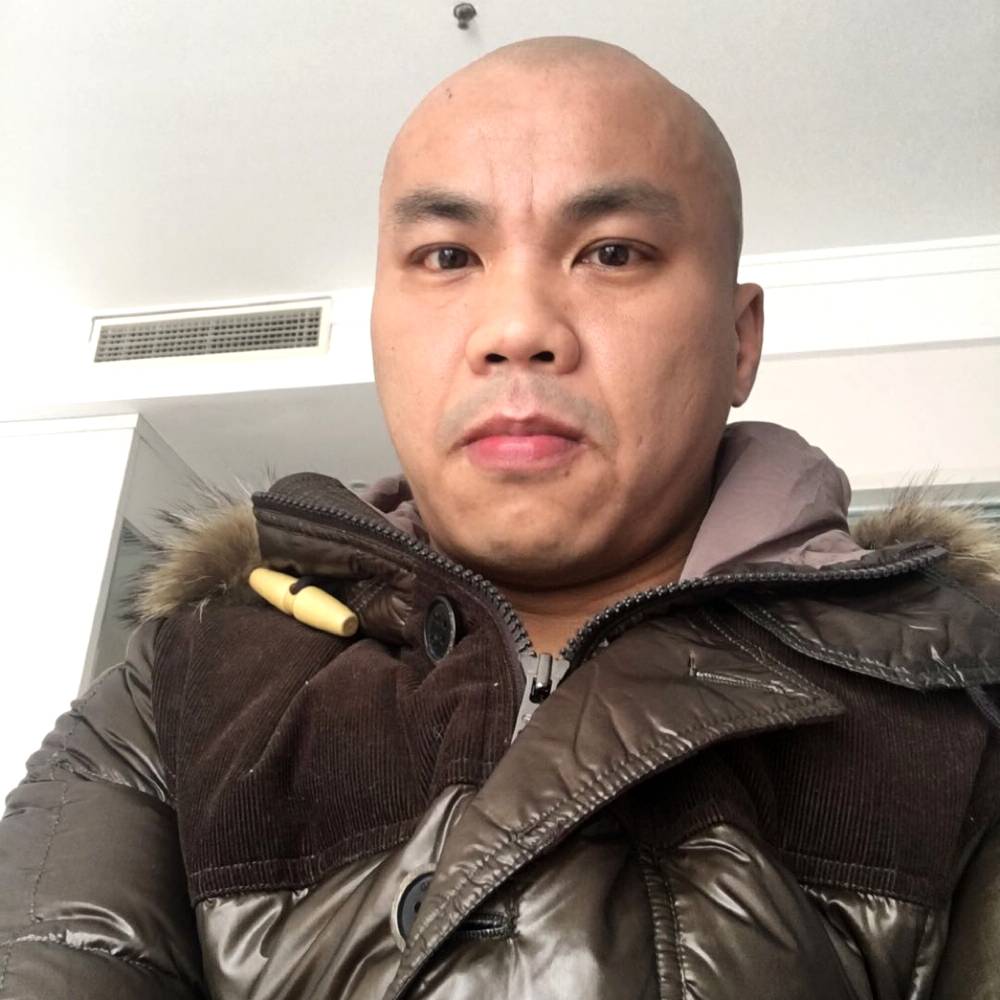ab亮的照片