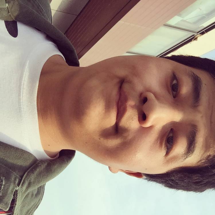 亲爱的邂逅蓝天的照片