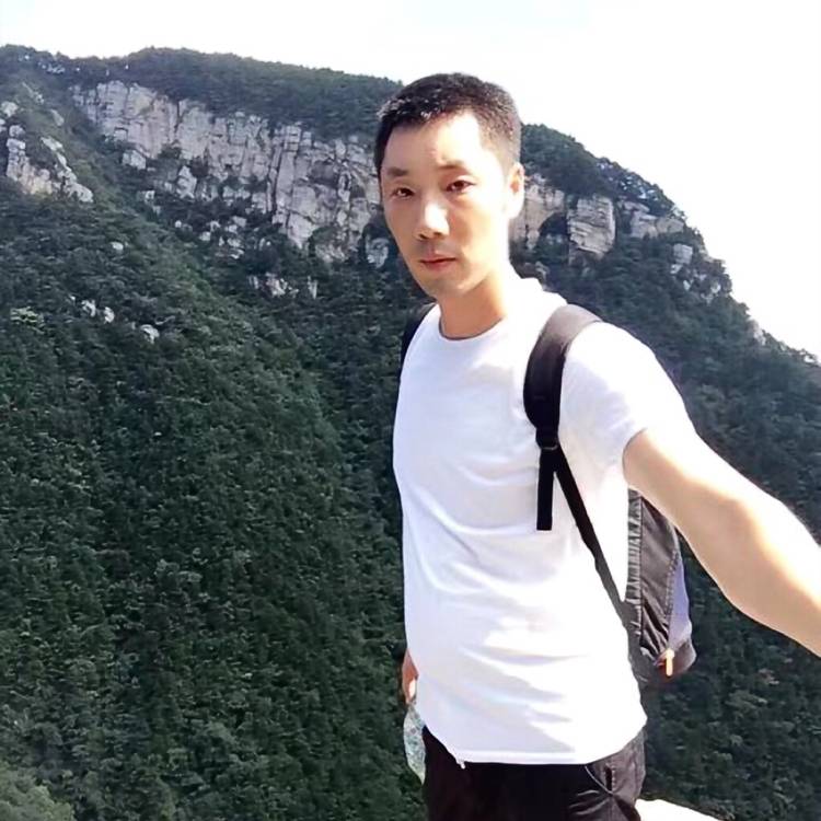 尘宵的孤独的照片