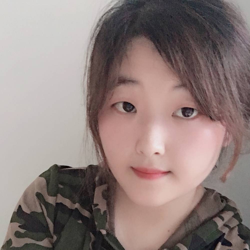 榴莲味的女孩的照片