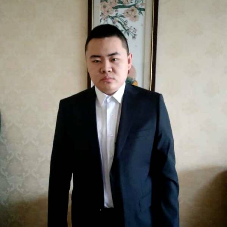 石头老铁的照片