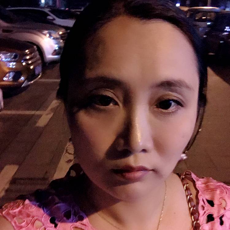 百合拿心灵美的照片