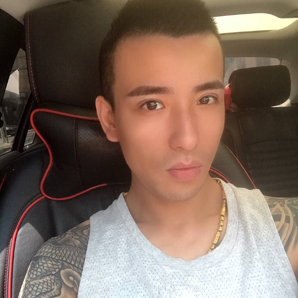 小马哥444的照片