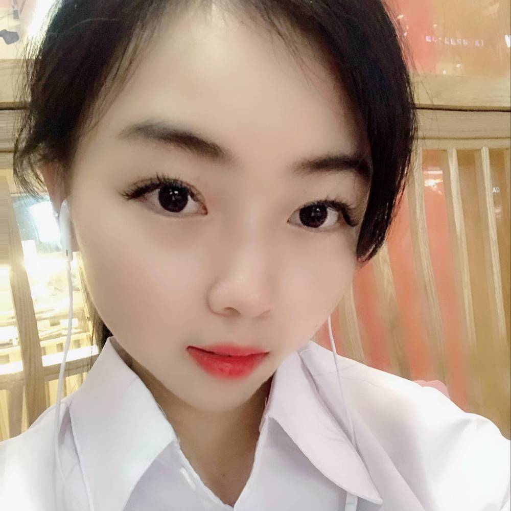 悸沁的照片