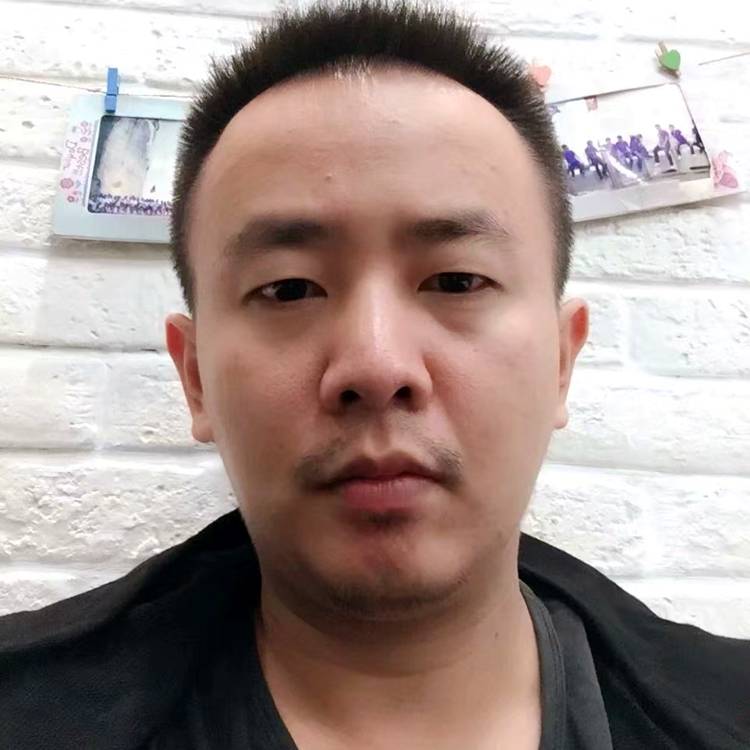 越天峰的照片