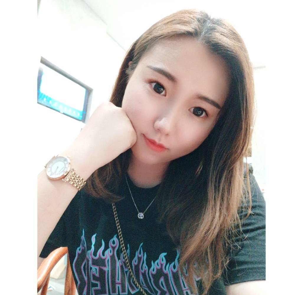 闷闷闷闷的照片