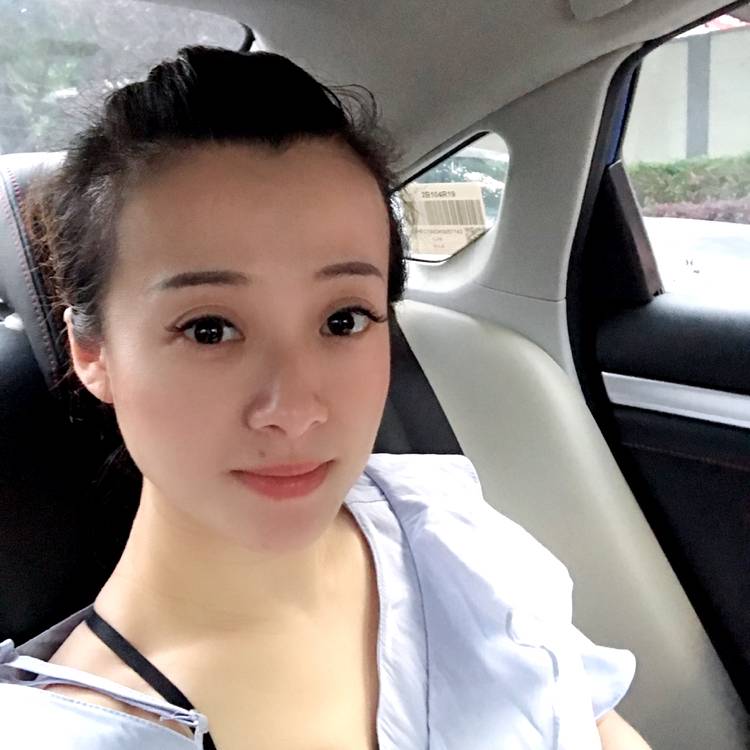 鲨鱼杀鱼的照片