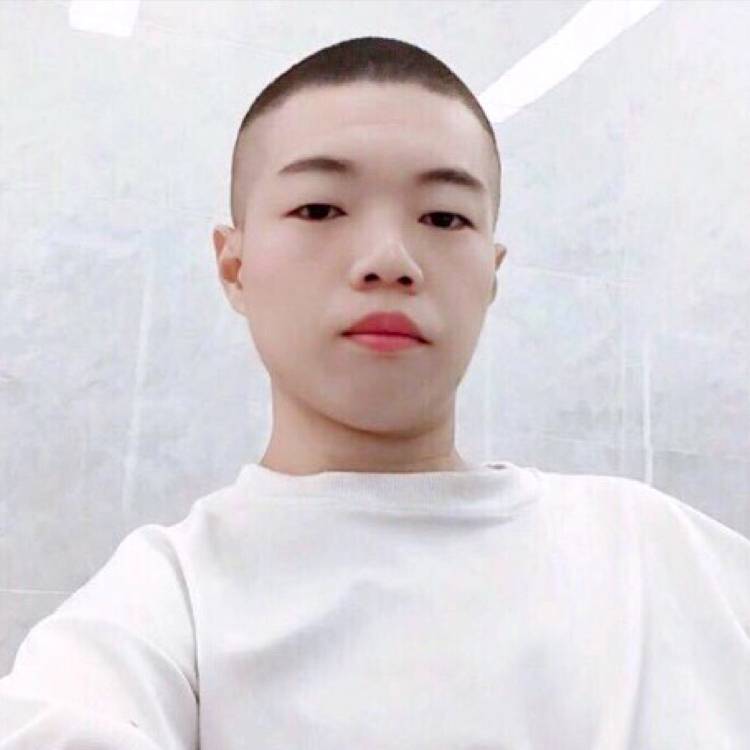 鱼淡淡的照片