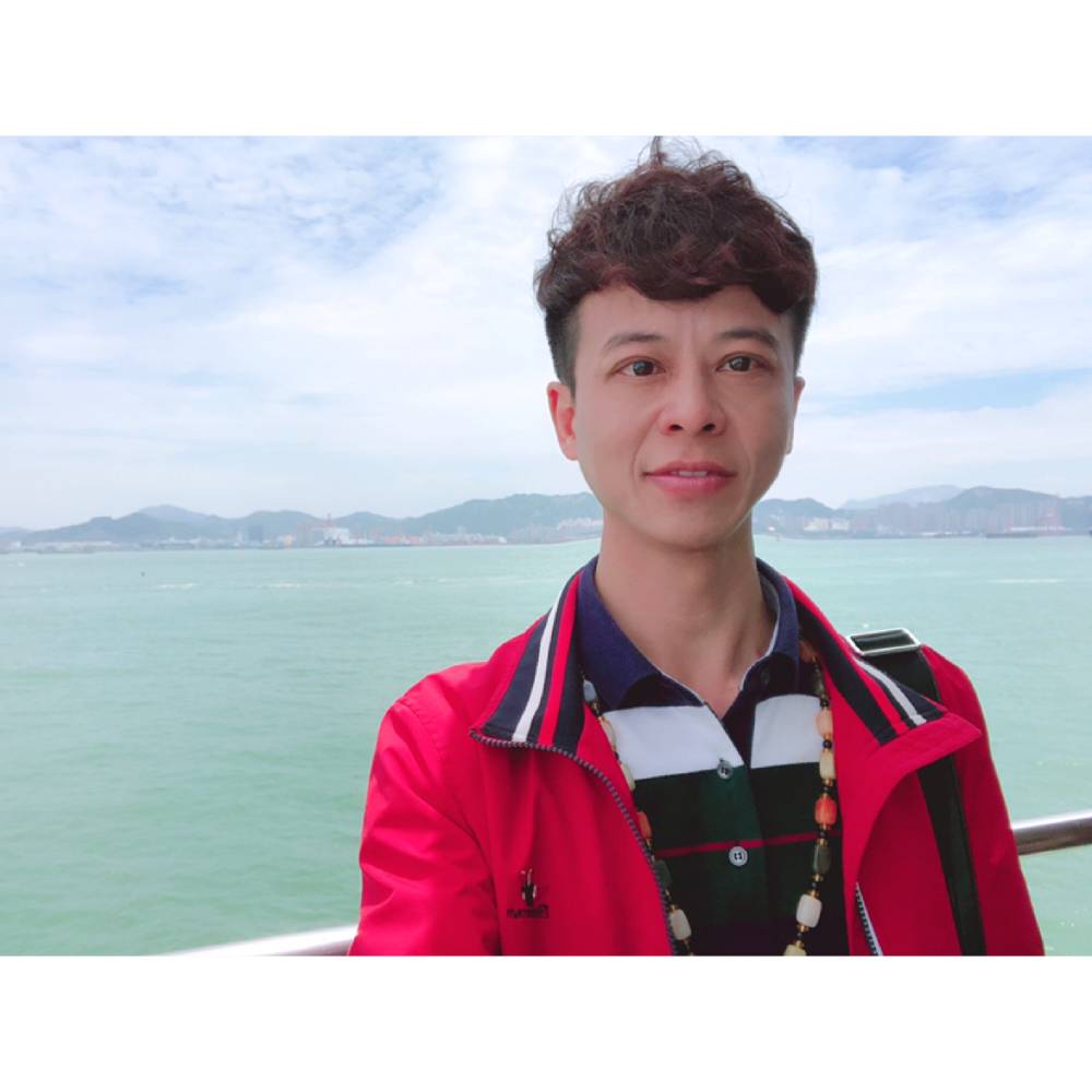 店员昏睡的照片