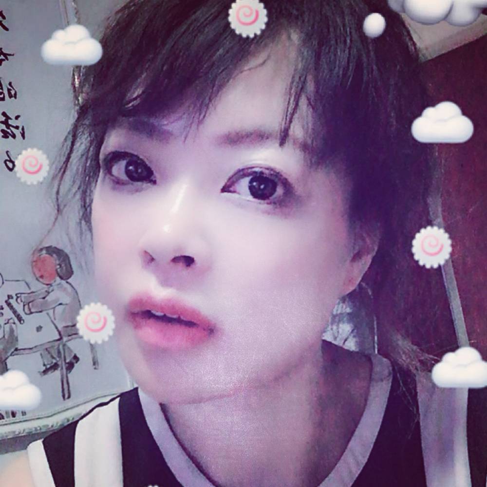温柔拾忆苗条的照片