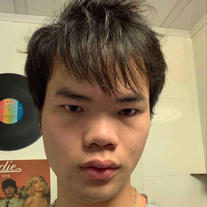 友好倾心夏露的照片