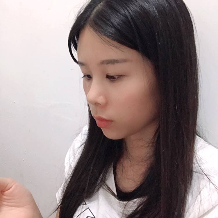 帆布鞋我们的的照片