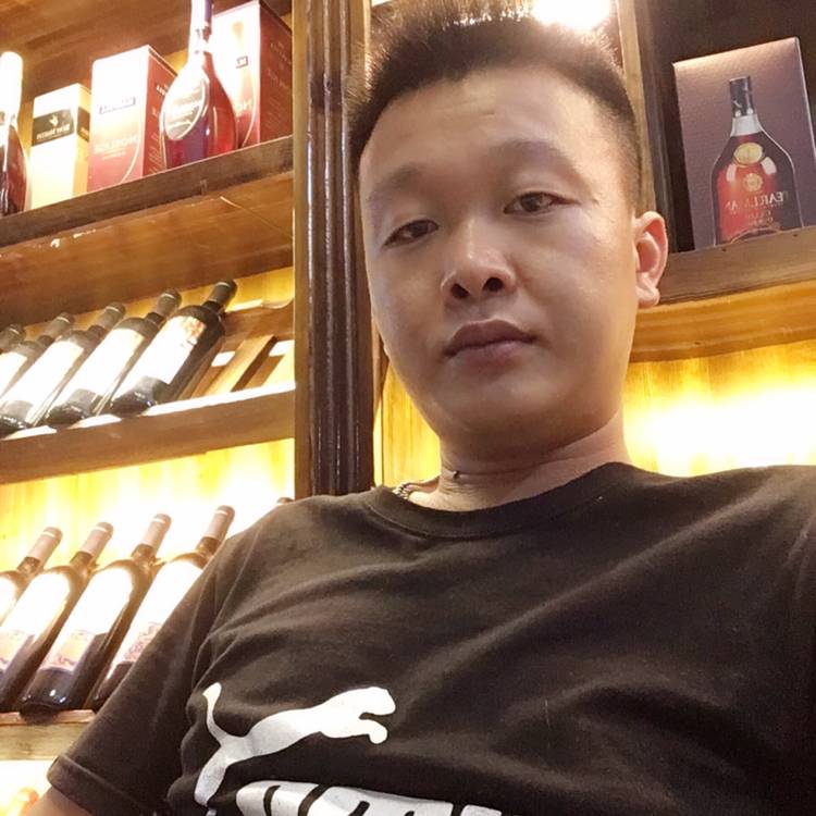 巨人甜蜜的照片