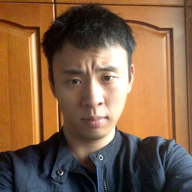 大叔停止高高的照片