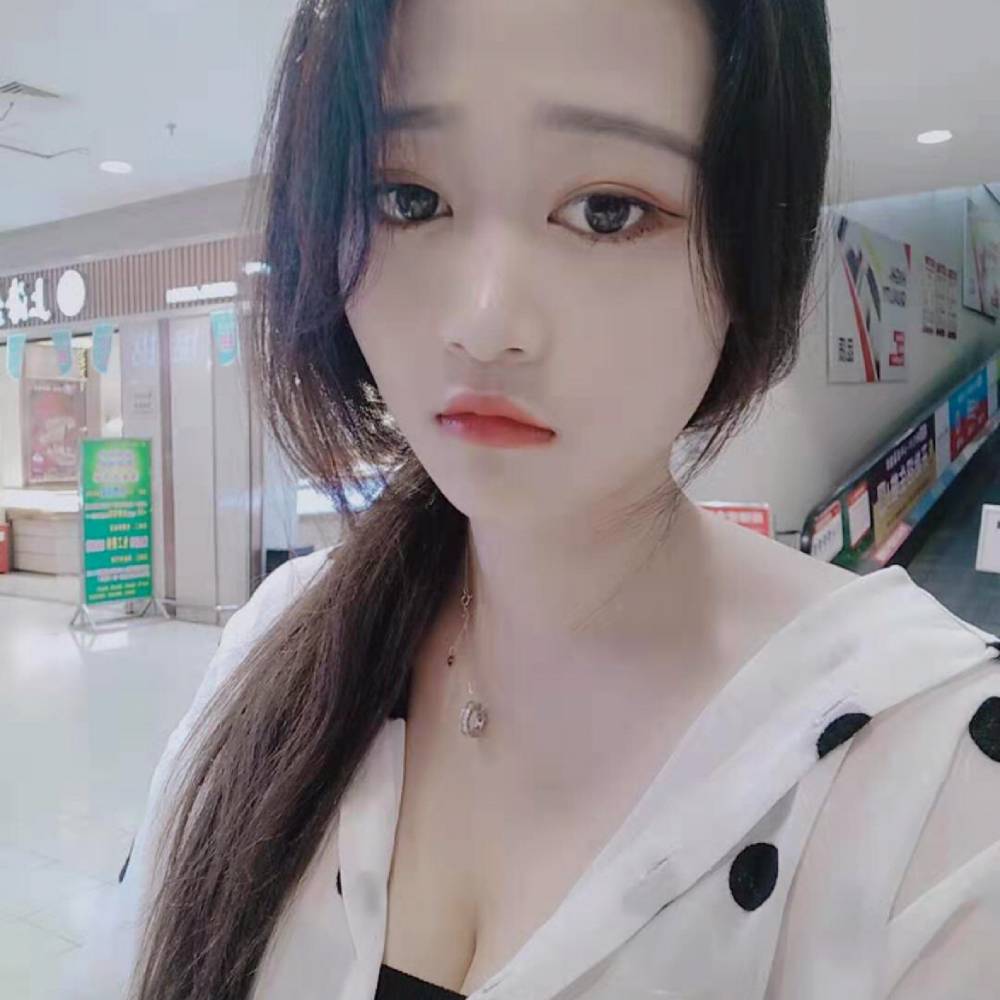 单纯向溪流的照片