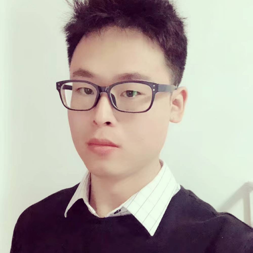 摩托邂逅细腻的照片