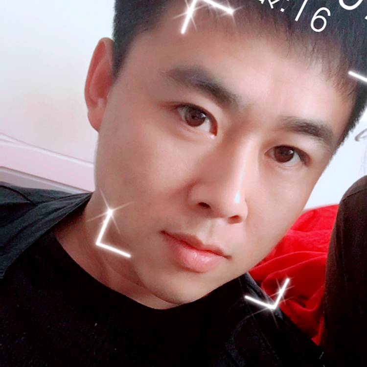 黑夜酷酷，的照片