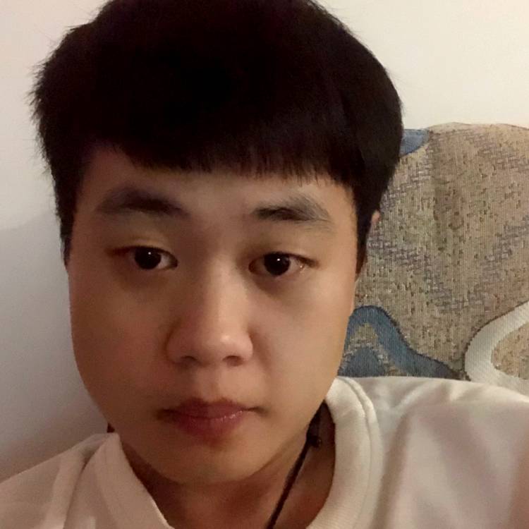 精明踢凉笙的照片