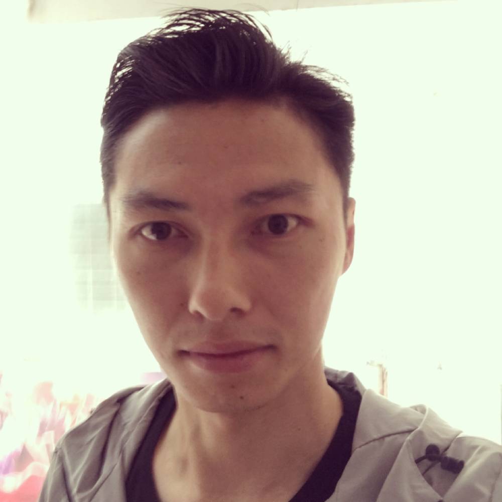 小哥哥的照片