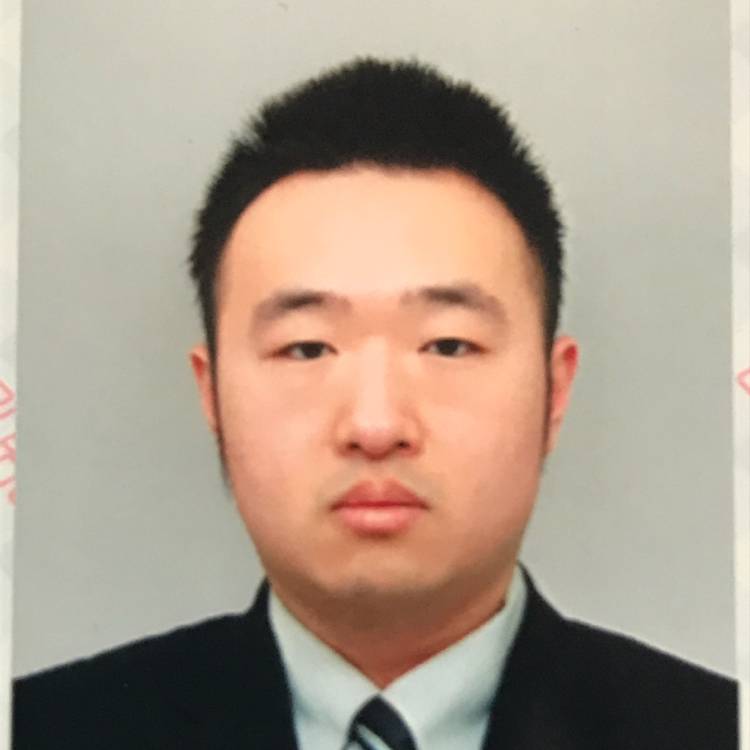 减肥健身中的胖子的照片