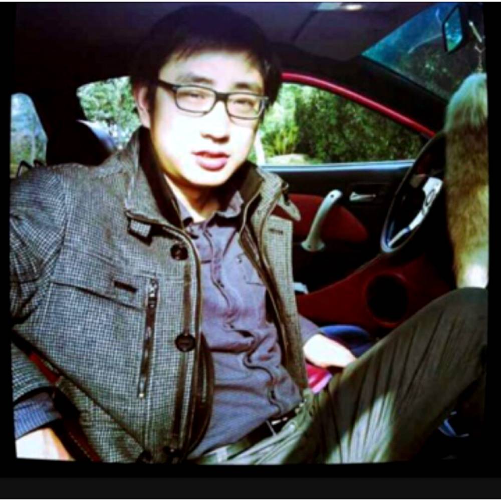 低调的二维码的照片