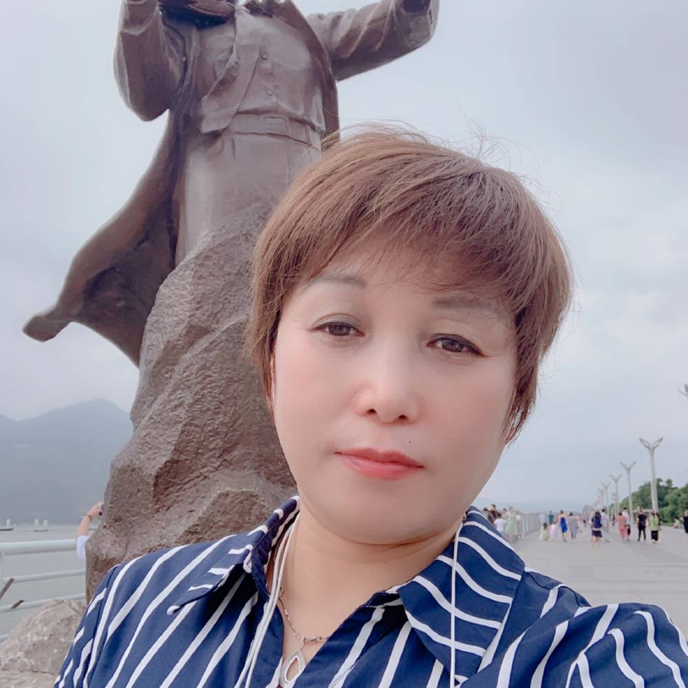 危机蹙眉樱桃的照片