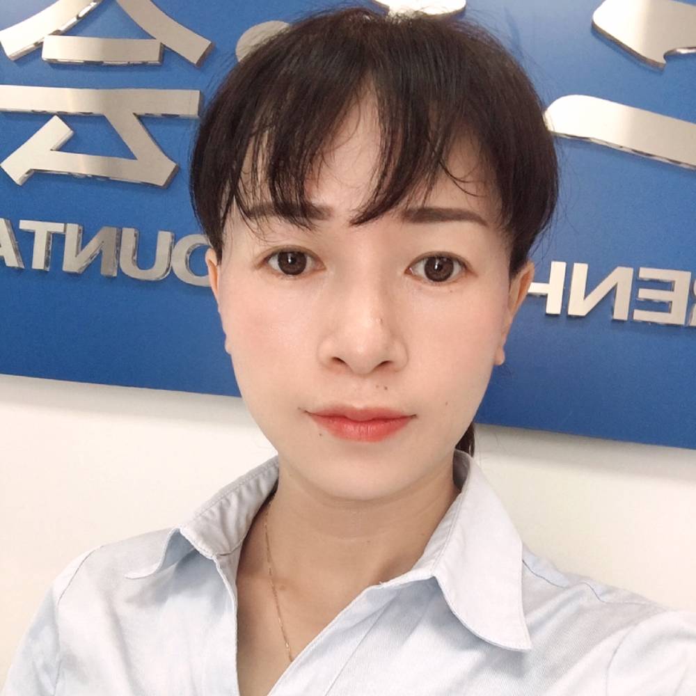 爱运动的小女人的照片
