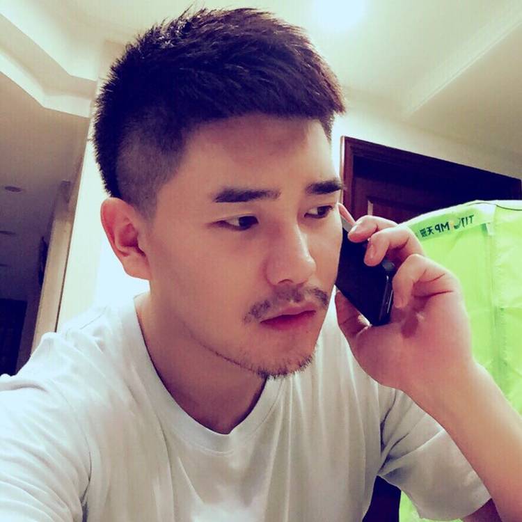 叮噹貓的照片