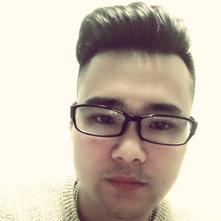 郑铭的照片