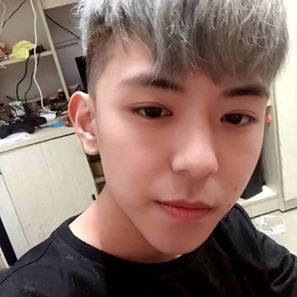 梓超小Gg的照片