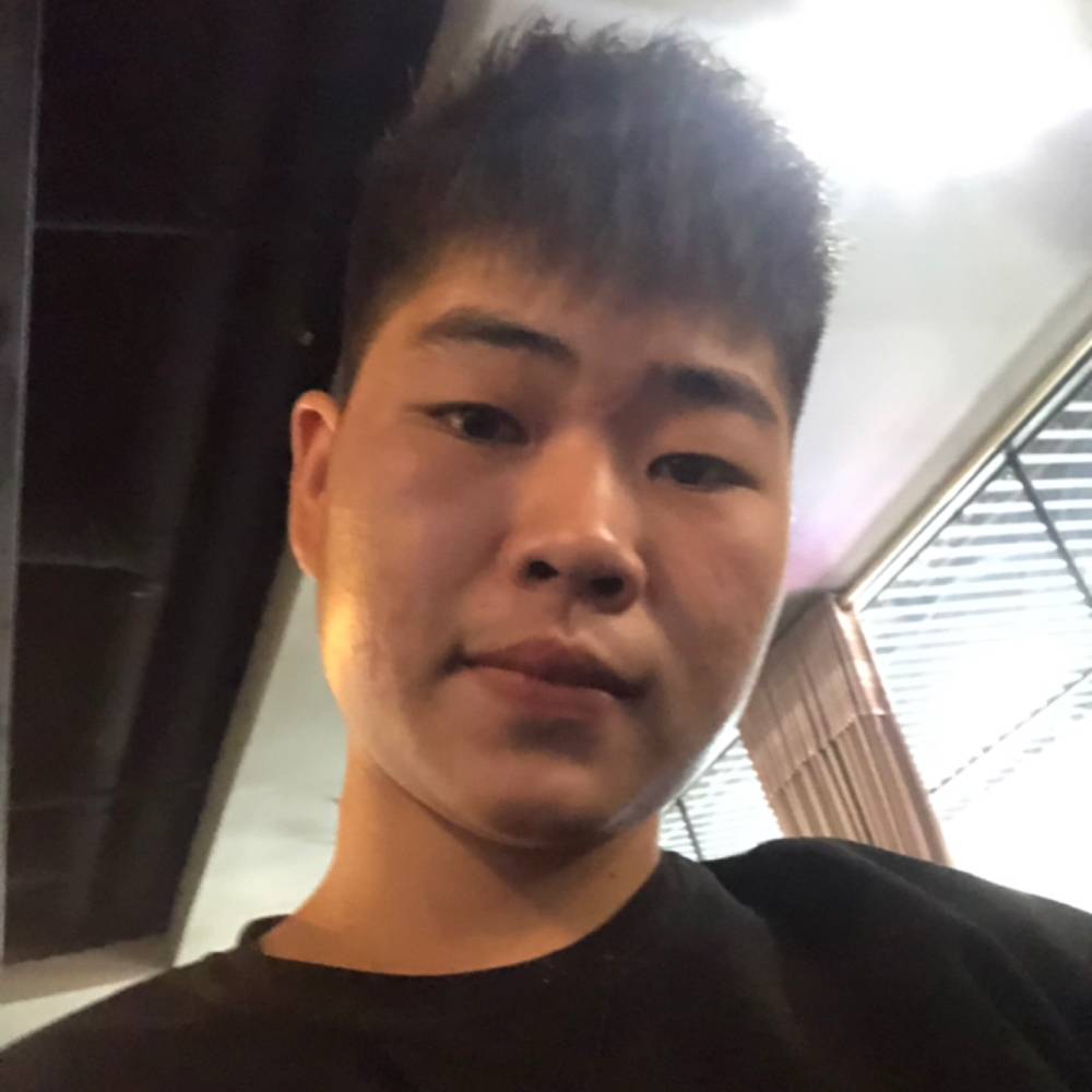 流年的闻蜡烛的照片