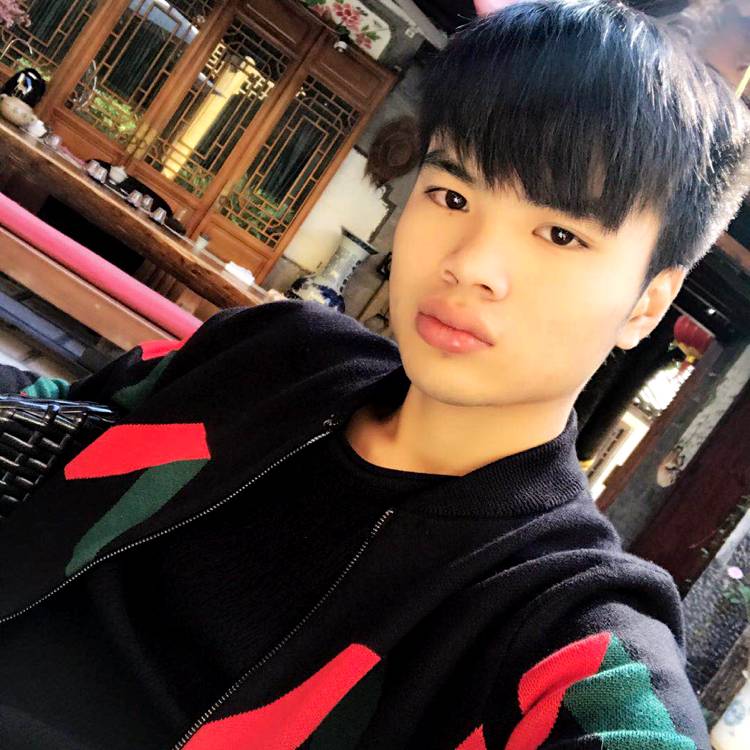 迷离吃醋墨镜的照片