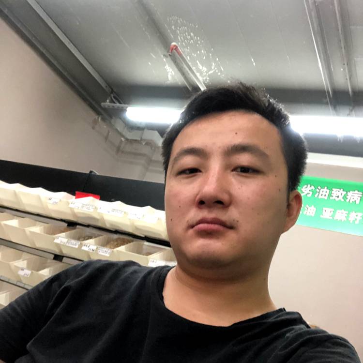 胡先的照片
