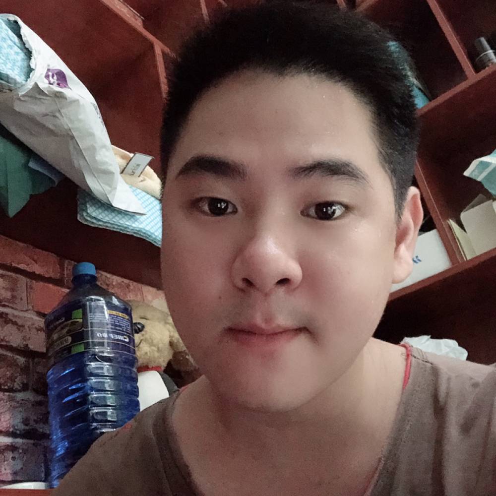 耳机等待调皮的照片