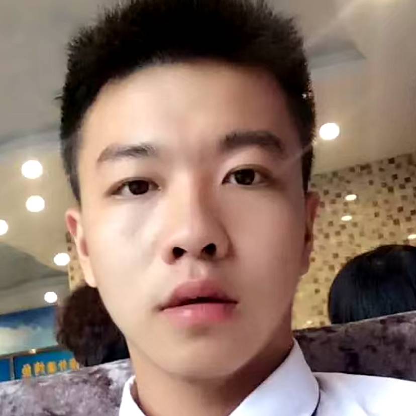 应文君的照片