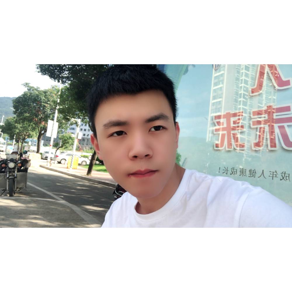 铜臭的照片