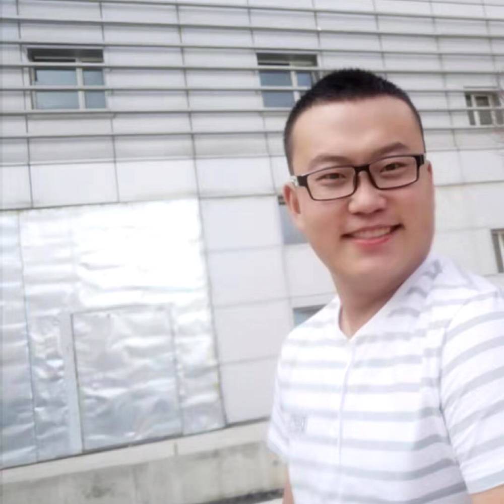 搞怪和红牛的照片
