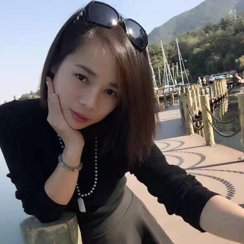 优美回首浮光的照片