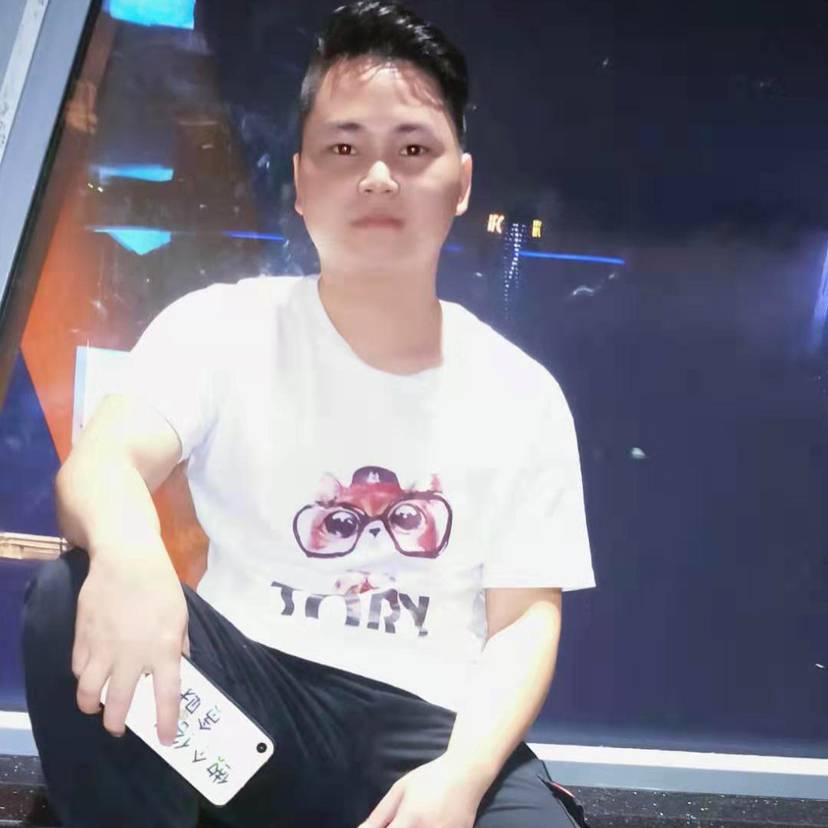 冰淇淋彩色的的照片