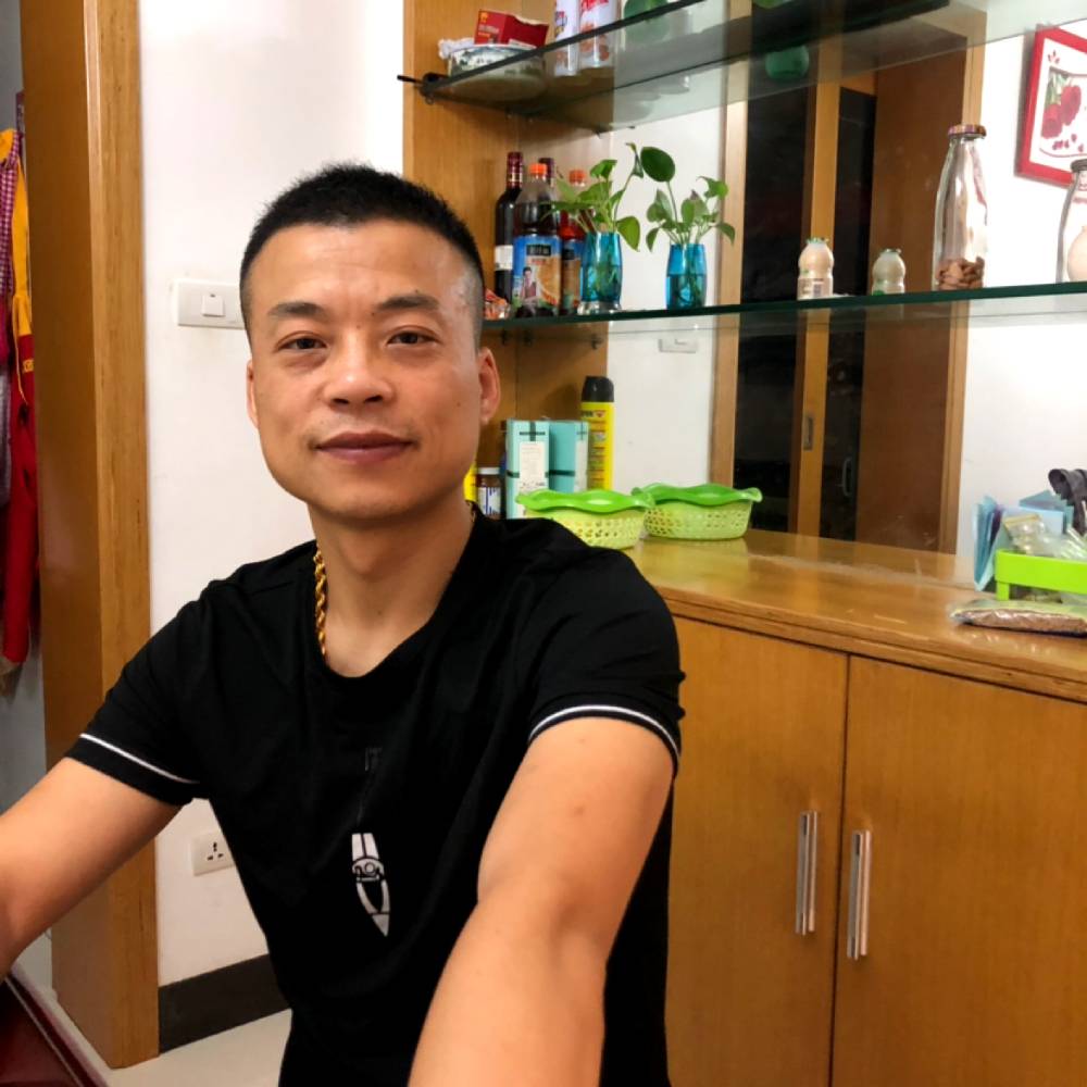 天真扯路人的照片