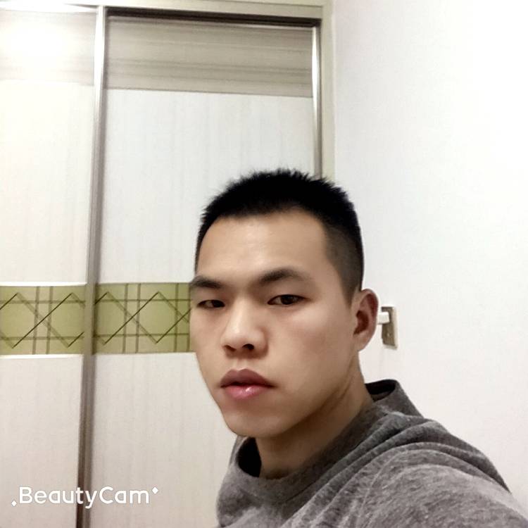 篮球相许无垠的照片