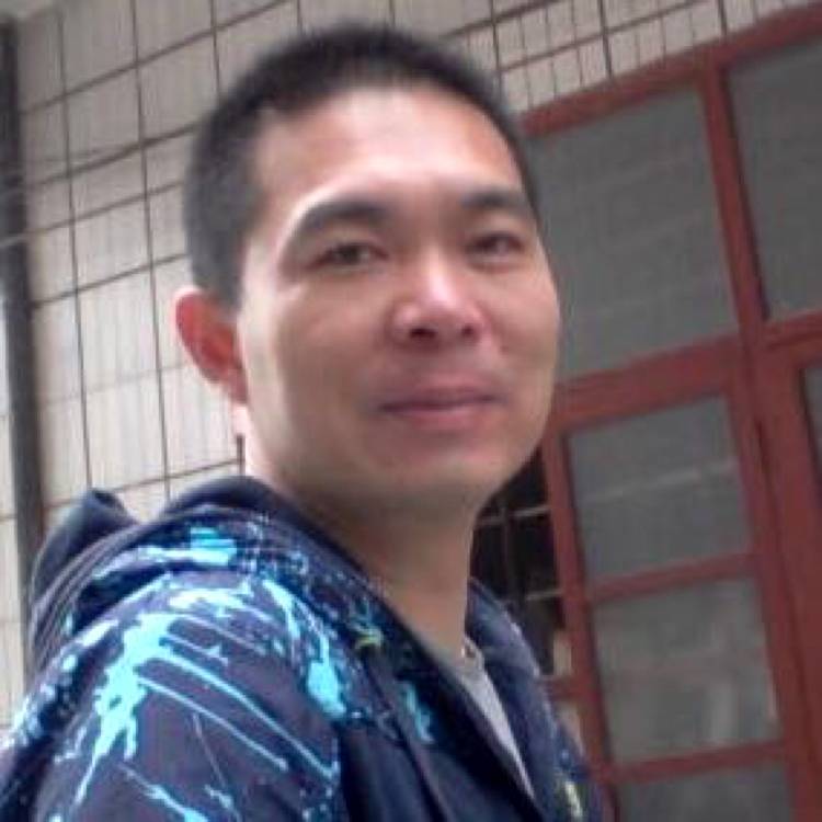 李旦的照片