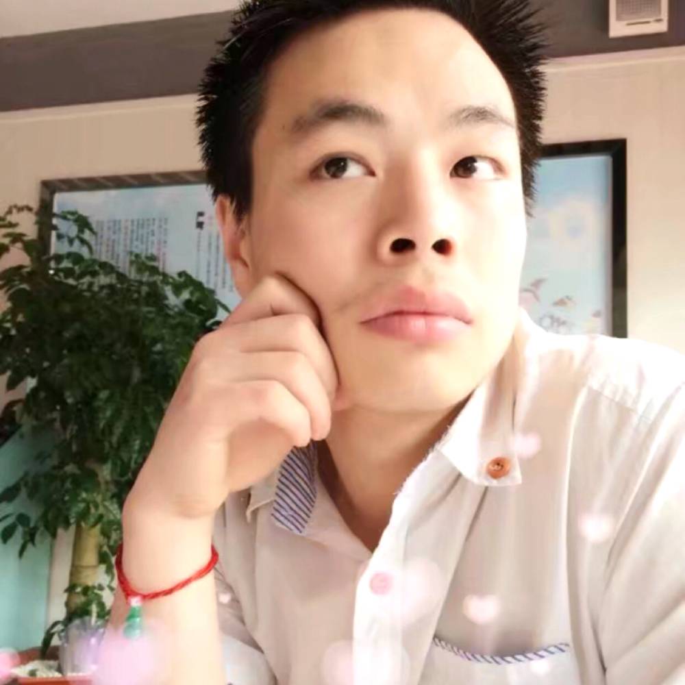 浩浩男的照片