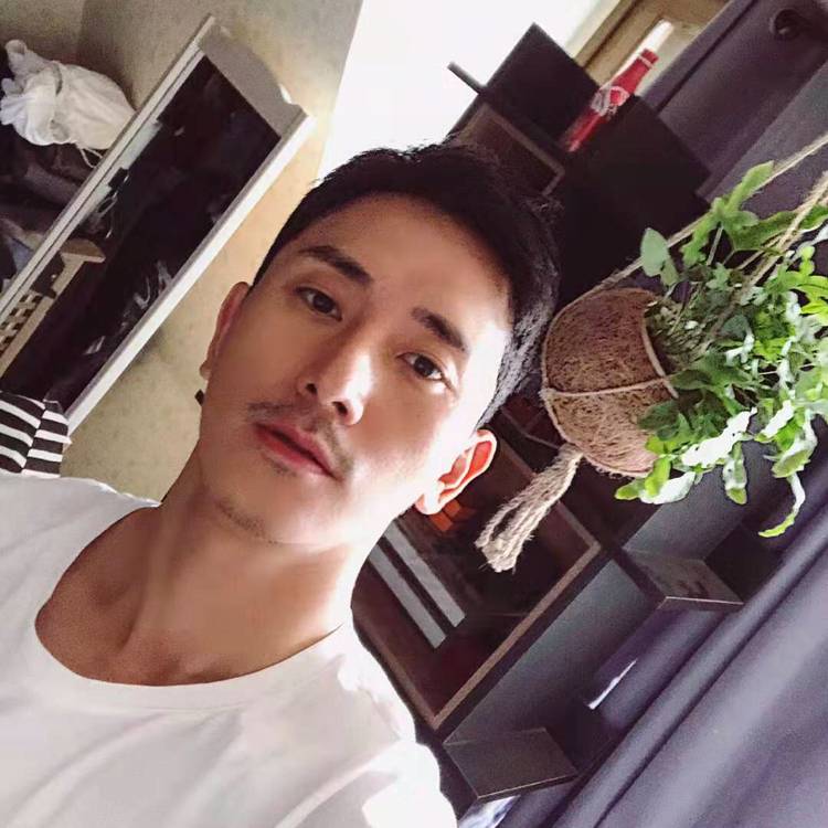 滑板痴情的照片