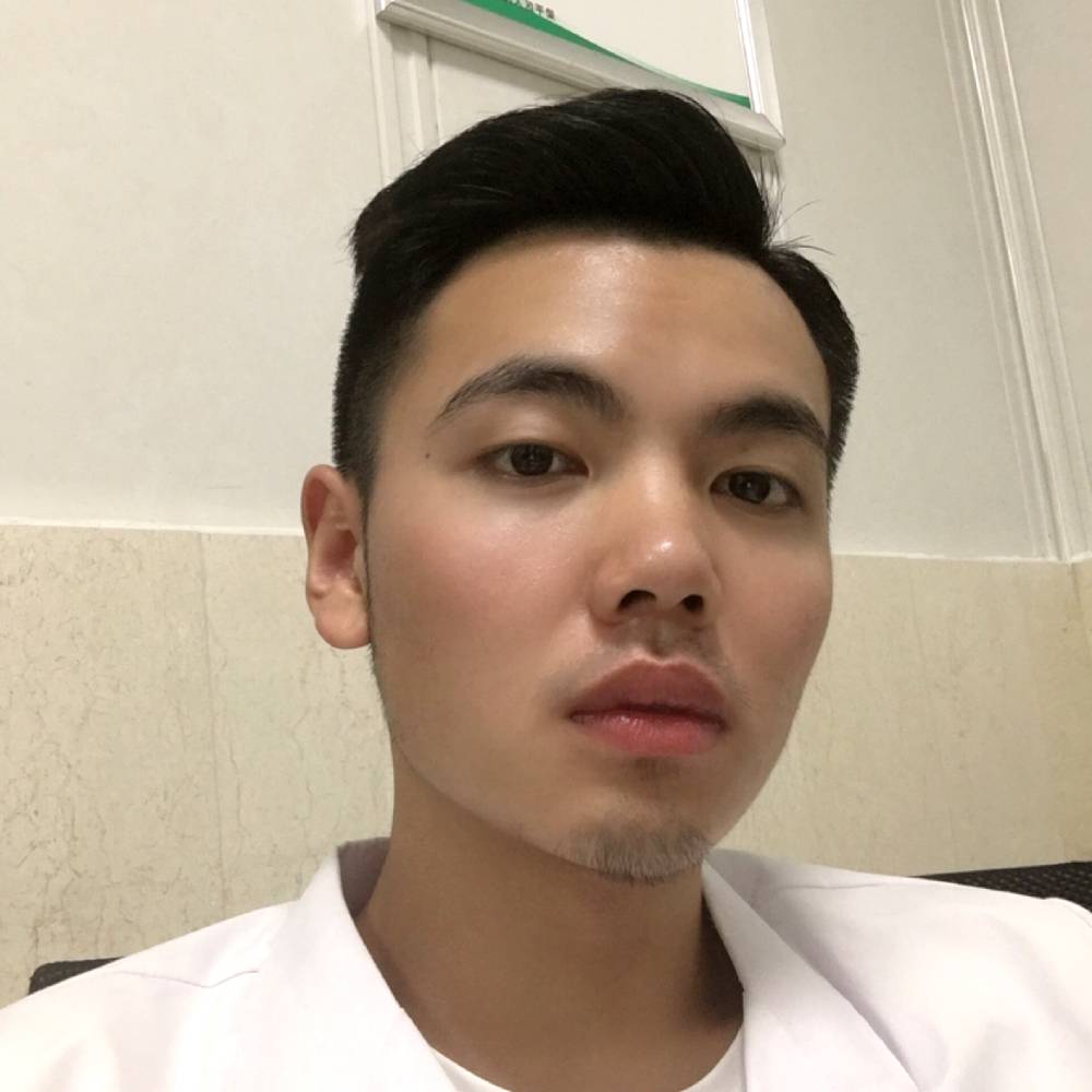 腿毛叔叔的照片