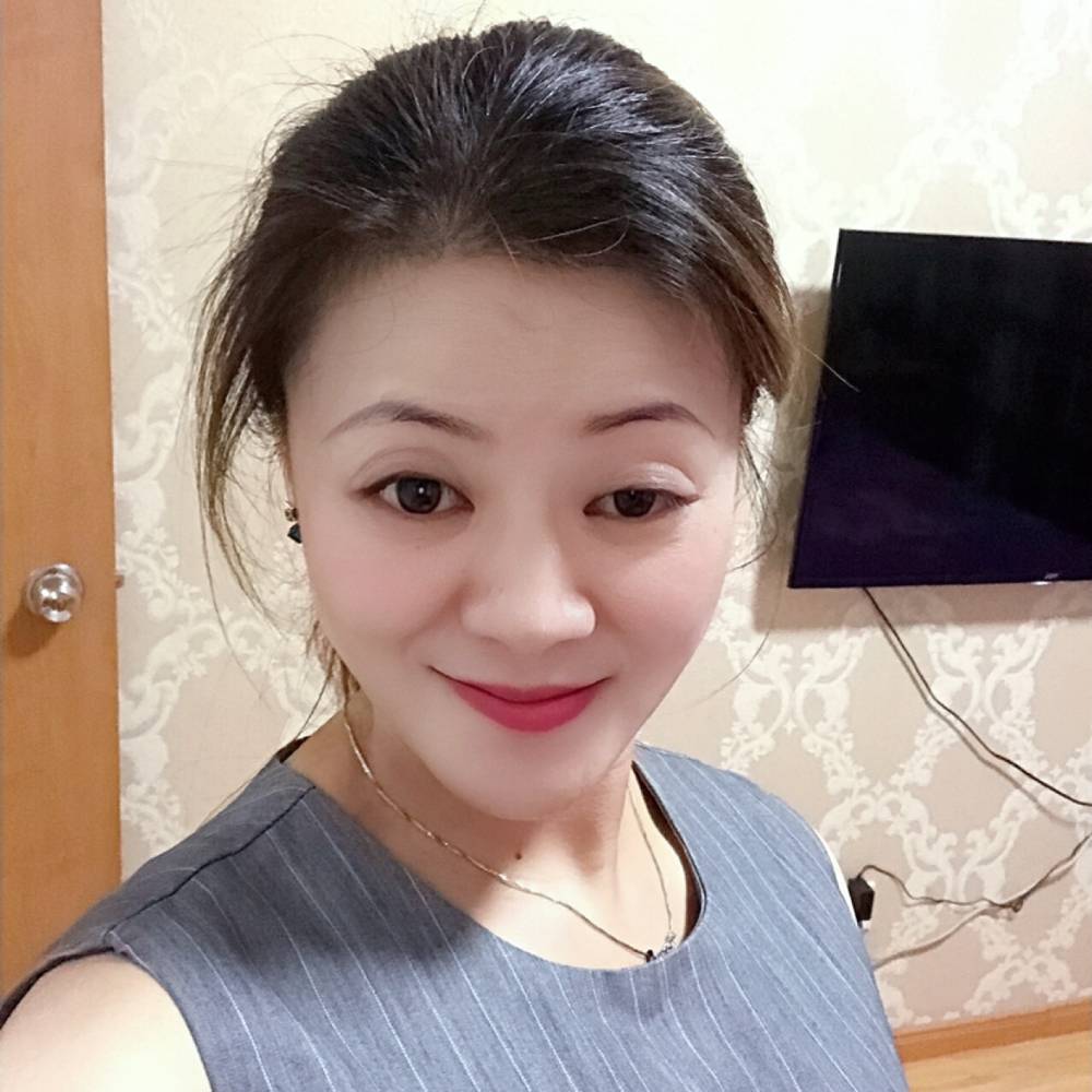 尹若的照片